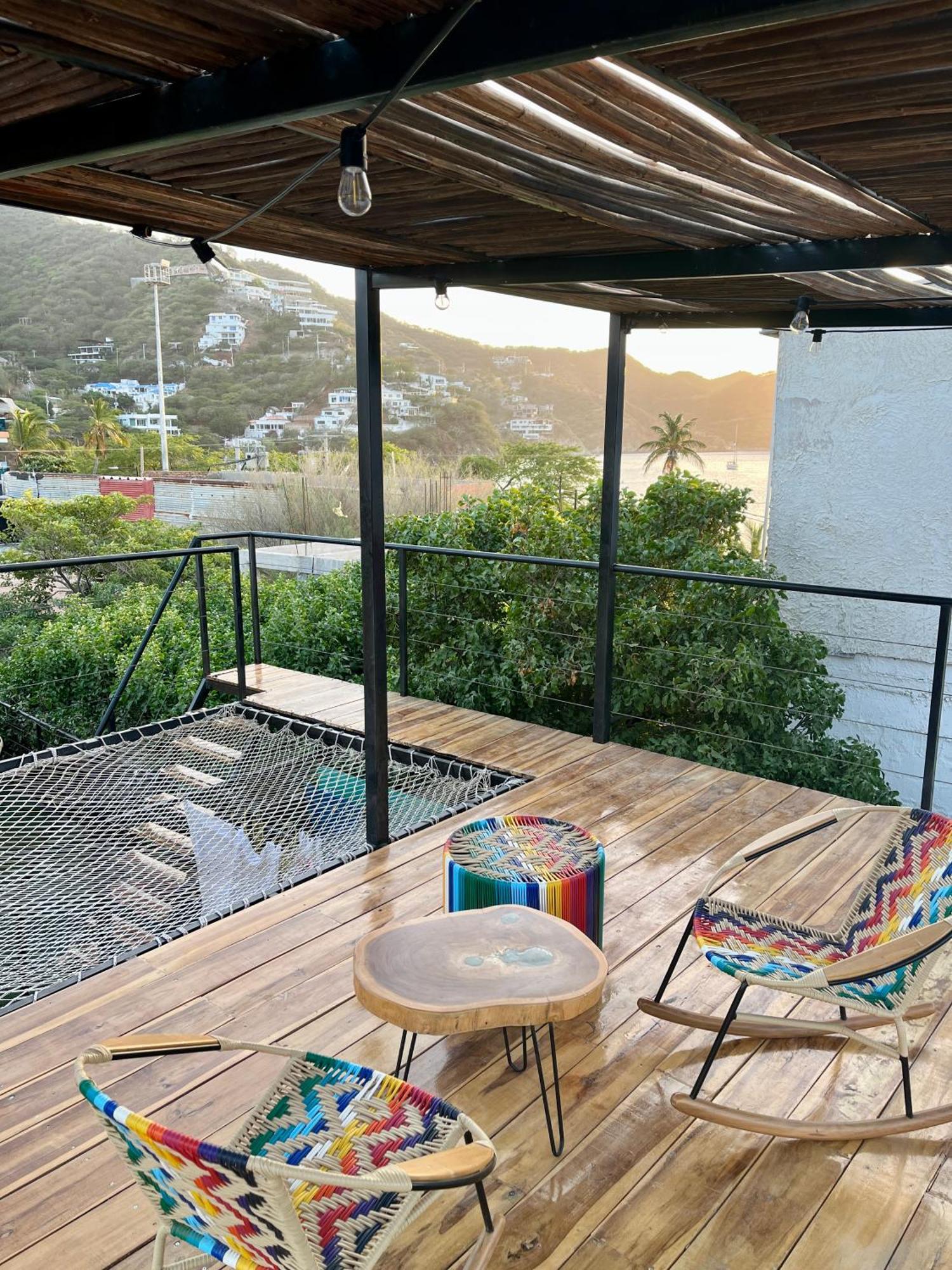 Ocean Lovers Hostel & Apartments Таганга Екстер'єр фото