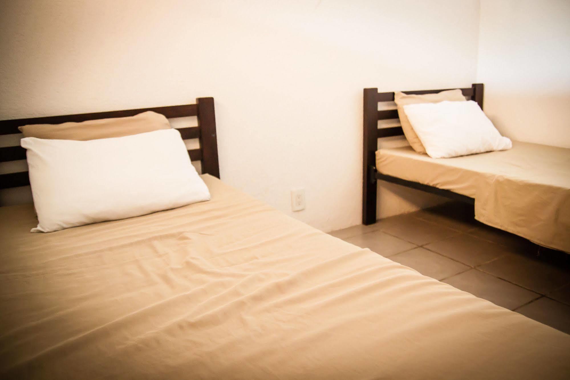 Ocean Lovers Hostel & Apartments Таганга Екстер'єр фото